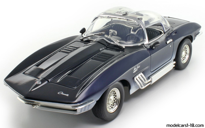 1961 - Chevrolet Corvette Mako Shark Concept Mondo Motors 1/18 - Vorne linke Seite