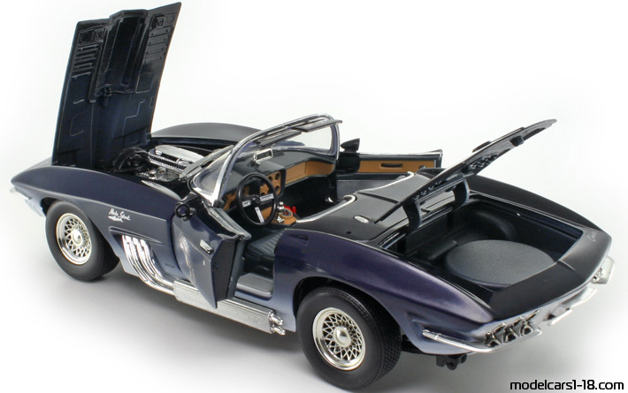 1961 - Chevrolet Corvette Mako Shark Concept Mondo Motors 1/18 (Blau) Zu öffnende Teile