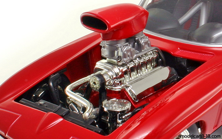 1966 - Chevrolet Corvette Pro Street C2 Hot Wheels 1/18 (Rot) Motor