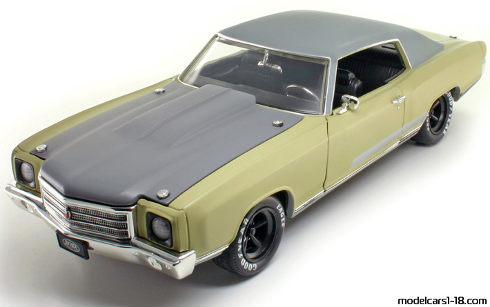 1970 - Chevrolet Monte Carlo SS 454 ERTL 1/18 - Предна лява страна