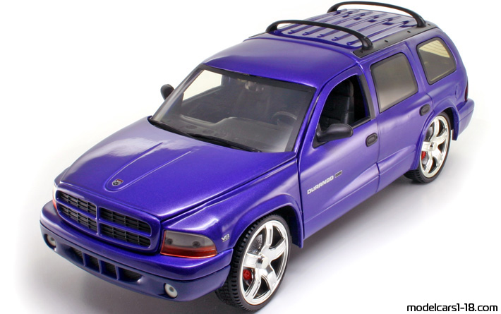 2000 - Dodge Durango ERTL 1/18 - Front left side