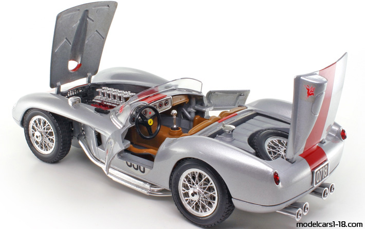 1957 - Ferrari 250 Testa Rossa Bburago 1/18 (Silber / Rot) Zu öffnende Teile