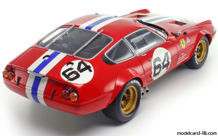 1977 - Ferrari 365 GTB/4 Daytona Competizione Kyosho 1/18 (Rot / Weiß) Hinten rechte seite
