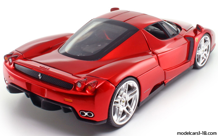 2002 - Ferrari Enzo Ferrari Hot Wheels 1/18 (Red) Rear right side