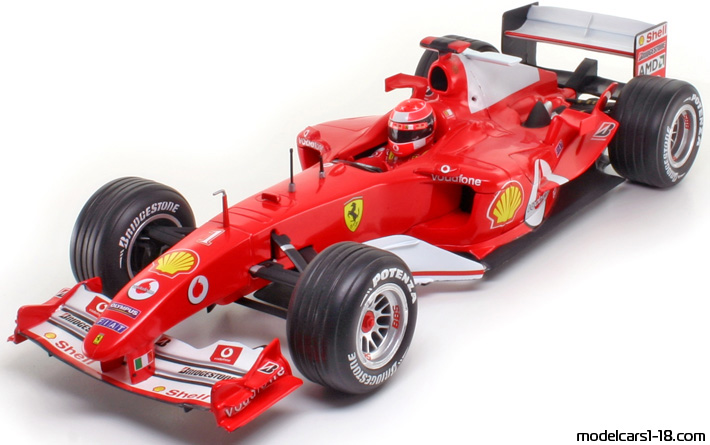 2004 - Ferrari F2004 Hot Wheels 1/18 (Kрасный / Белый) Передняя левая сторона