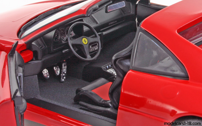 1994 - Ferrari F355 GTS UT 1/18 (Red) Interior dashboard