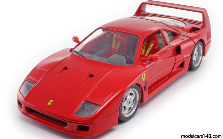 1987 - Ferrari F40 Bburago 1/18 - Vorne linke Seite