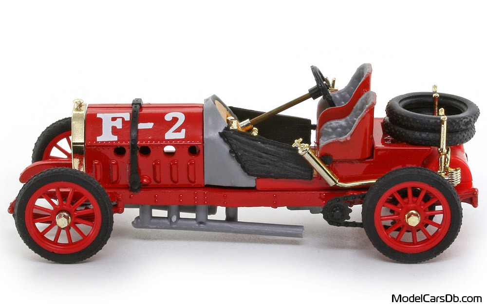 1937 - Fiat 130HP Brumm 1/43 (Red) Side