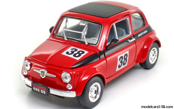 1963 - Fiat 500 Abarth 695 SS Road Signature 1/18 - Предна лява страна