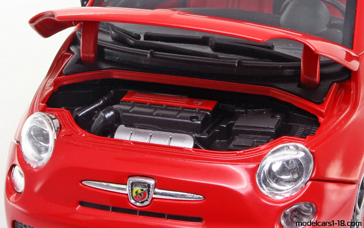 2008 - Fiat 500 Abarth Mondo Motors 1/18 (Червен) Двигател