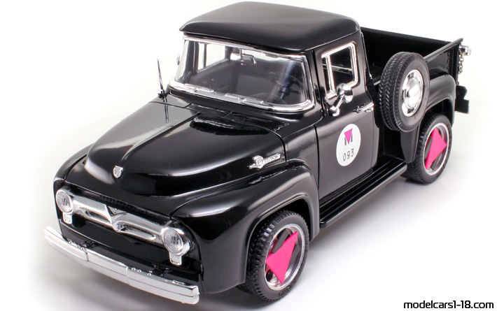 1956 - Ford F-100 Mira 1/18 - Предна лява страна