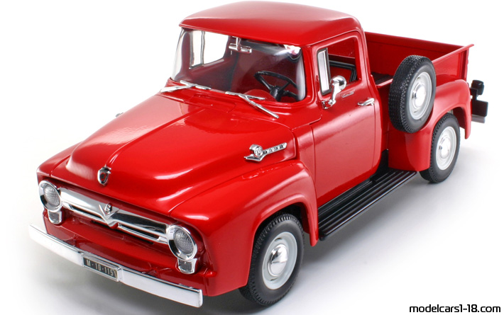 1956 - Ford F-100 Welly 1/18 - Vorne linke Seite