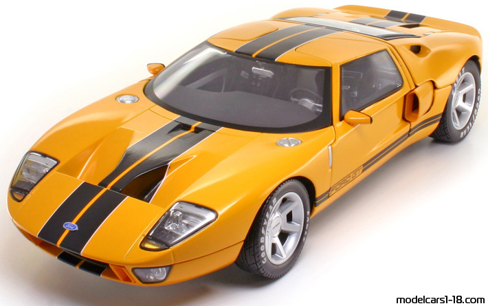 2003 - Ford GT Concept Beanstalk 1/18 - Предна лява страна