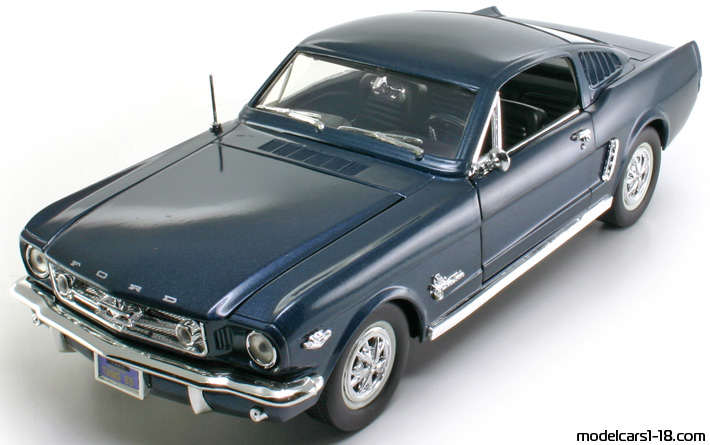 1965 - Ford Mustang GT Fastback Mira 1/18 - Vorne linke Seite