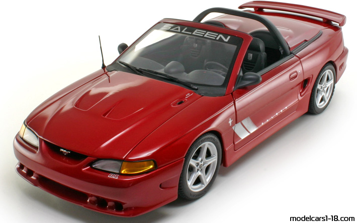 1997 - Ford Mustang Saleen S351 Speedster AutoArt 1/18 - Vorne linke Seite