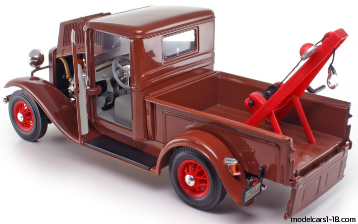 1934 - Ford Pickup (Model BB) Road Legends 1/18 (Braun) Zu öffnende Teile