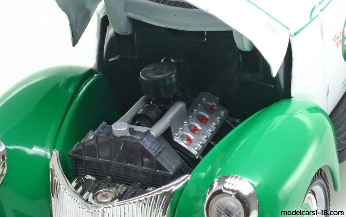 1940 - Ford Pickup Golden Wheel Diecast 1/20 (Weiß / Grün) Motor