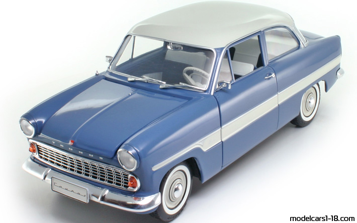 1959 - Ford Taunus 12M (P1) Revell 1/18 - Vorne linke Seite