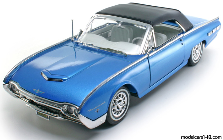 1962 - Ford Thunderbird Welly 1/18 - Vorne linke Seite