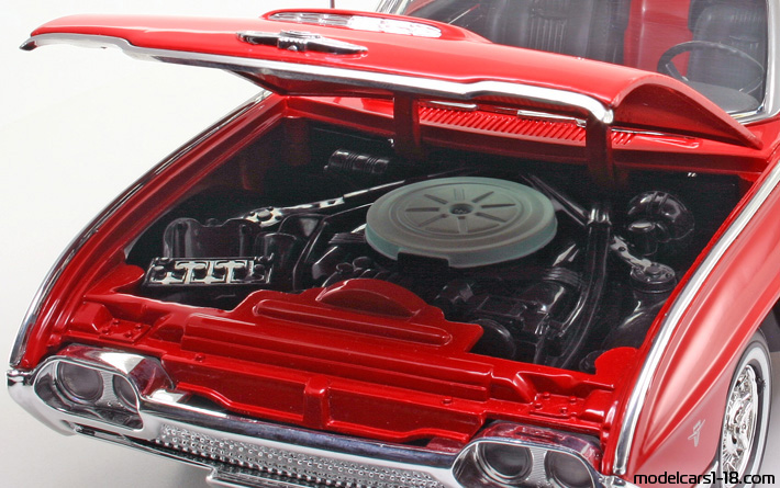 1963 - Ford Thunderbird Anson 1/18 (Rot) Motor