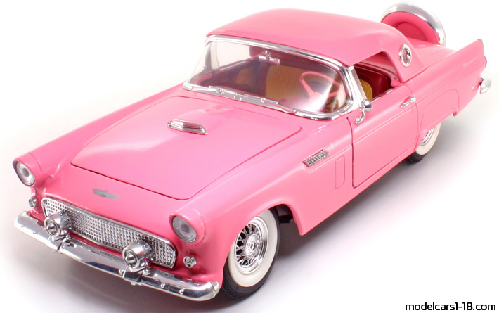 1956 - Ford Thunderbird Revell 1/18 - Vorne linke Seite