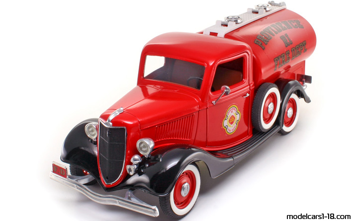 1936 - Ford V8 Tanker Solido 1/19 - Предна лява страна