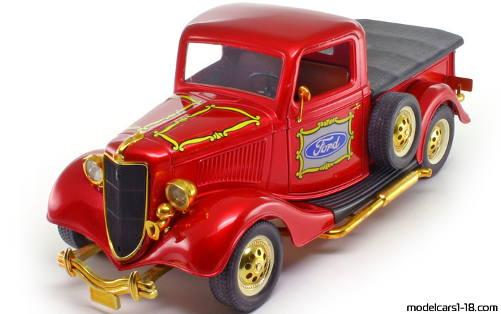 1936 - Ford V8 Solido 1/19 - Vorne linke Seite