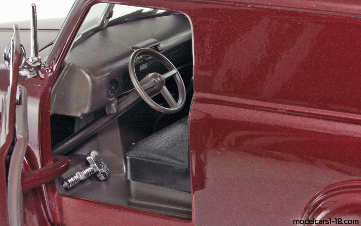 1950 - GMC Panel Truck Mira 1/18 (Rot) Innenraum Armaturenbrett