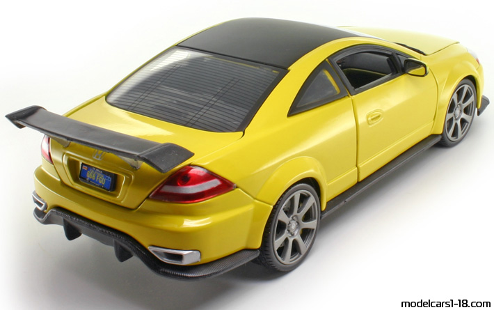 2002 - Honda Accord Custom Tunner Motor Max 1/18 (Yellow / Black) Rear right side