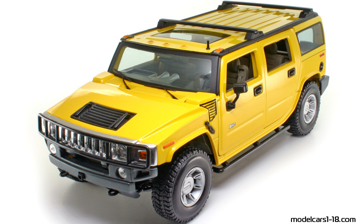 2002 - Hummer H2 Wagon Maisto 1/18 - Vorne linke Seite