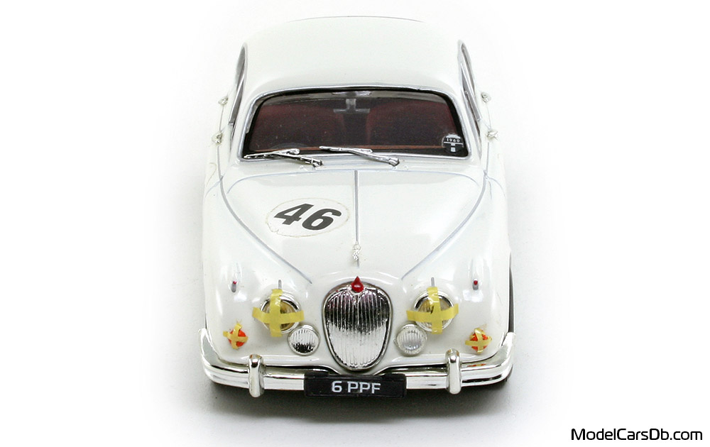 1960 - Jaguar Mark II Vitesse 1/43 (White) Front end
