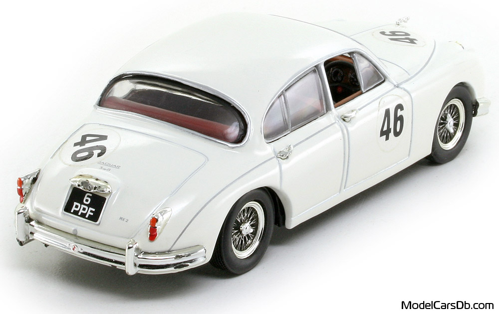 1960 - Jaguar Mark II Vitesse 1/43 (White) Rear right side