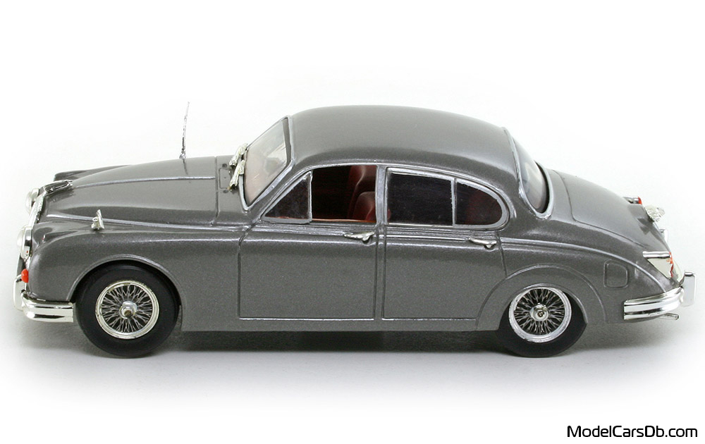 1960 - Jaguar Mark II Vitesse 1/43 (Grey) Side