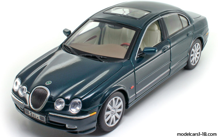 1999 - Jaguar S-Type Welly 1/18 - Vorne linke Seite