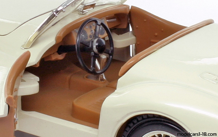 1948 - Jaguar XK120 ERTL 1/18 (Weiß) Innenraum Armaturenbrett