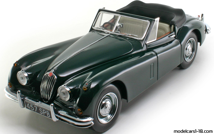 1955 - Jaguar XK140 Drophead Sun Star 1/18 - Предна лява страна