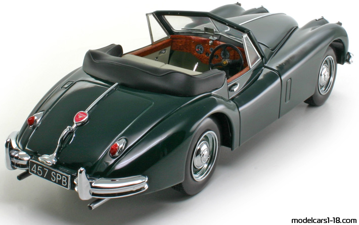 1955 - Jaguar XK140 Drophead Sun Star 1/18 (Grün) Hinten rechte seite