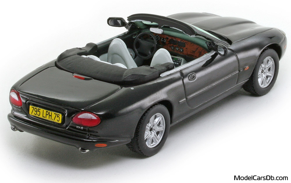 1996 - Jaguar XK8 Vitesse 1/43 (Black) Rear right side