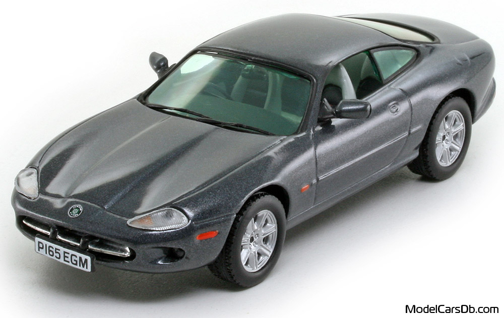 Jaguar XK8 (coupe) 1996 Vitesse 1:43
