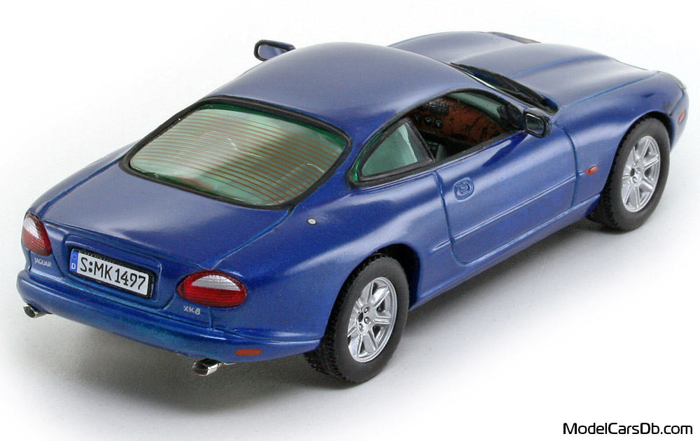 1996 - Jaguar XK8 Vitesse 1/43 (Blue) Rear right side