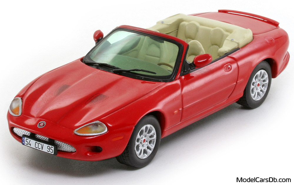 Jaguar XKR (cabriolet) 1998 Vitesse 1:43