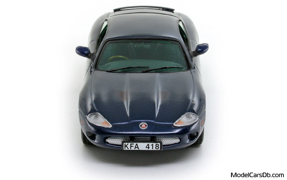 1998 - Jaguar XKR Vitesse 1/43 (Blue) Front end