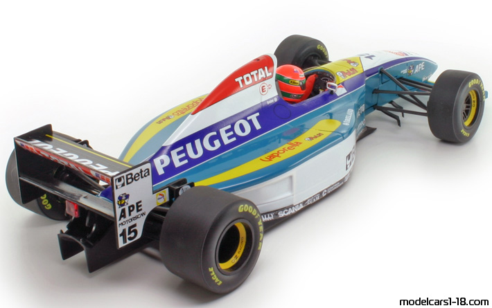 1995 - Jordan Peugeot 195 Minichamps 1/18 (Grün / Weiß) Hinten rechte seite