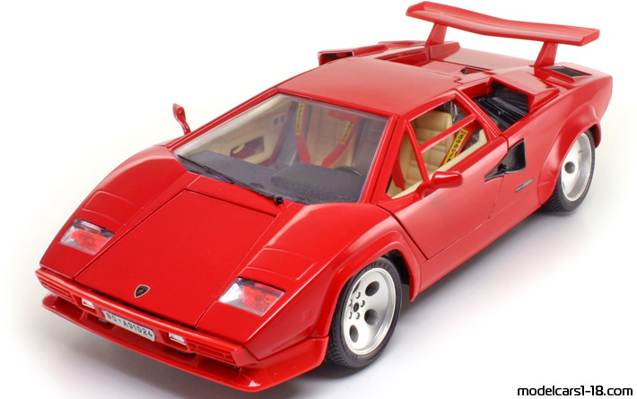 1988 - Lamborghini Countach LP5000 S Bburago 1/18 (Black) Front left side