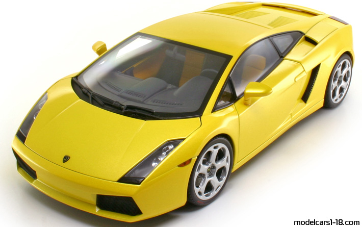 2003 - Lamborghini Gallardo AutoArt 1/18 - Front left side