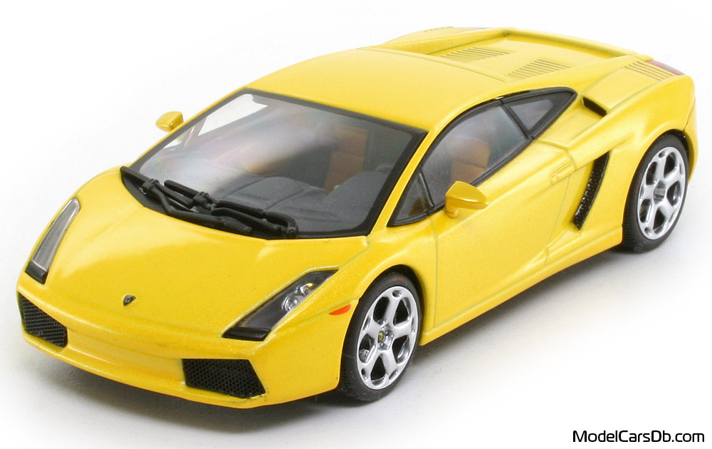 Lamborghini Gallardo (coupe) 2004 AutoArt 1:43