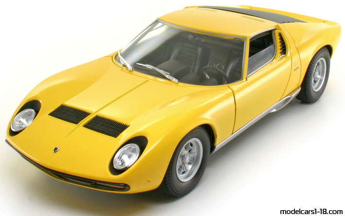 1971 - Lamborghini Miura P400 SV Welly 1/18 - Vorne linke Seite