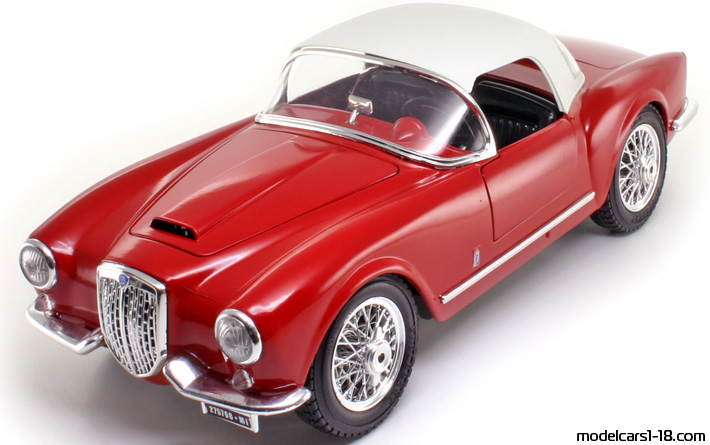 1955 - Lancia Aurelia B24 Spider Bburago 1/18 - Vorne linke Seite