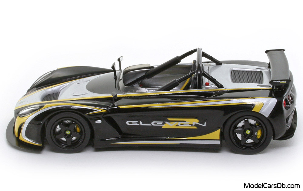 2007 - Lotus 2-Eleven Spark 1/43 (Черен / Сребрист) Страна