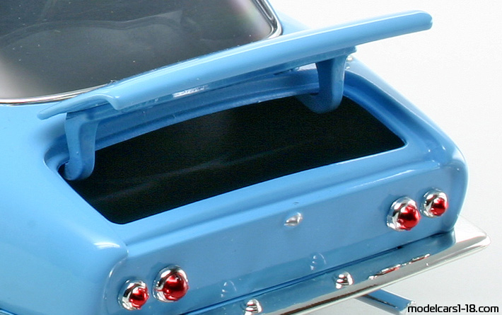 1960 - Lotus Elite Yat Ming 1/18 (Blau) Kofferraum / Klappbare Scheinwerfer